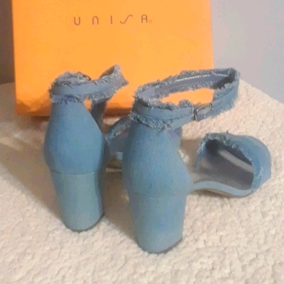 (Sold) Unisa Sandals - Picture 5 of 5
